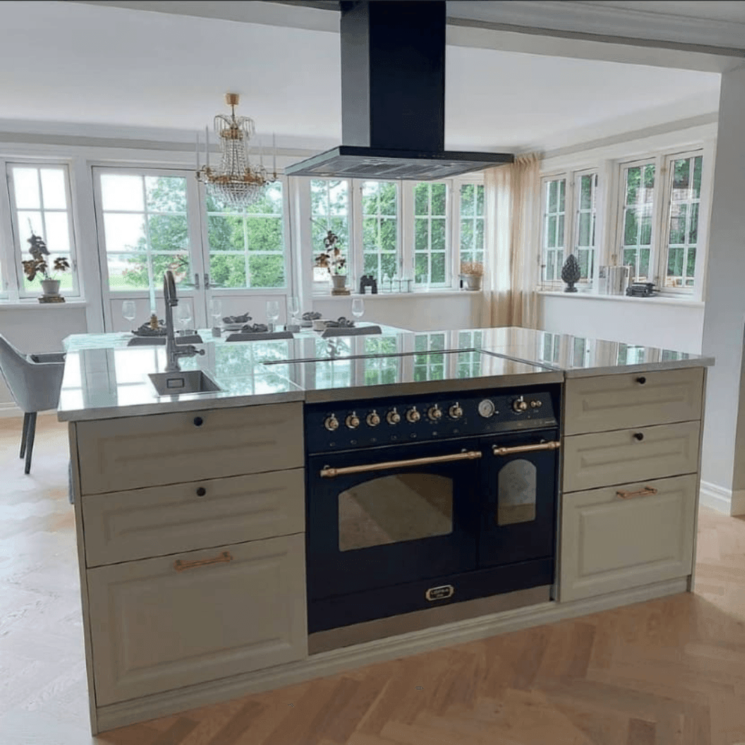 Dolcevita 90 cm Double Electric Oven Induction/Island Fuel Cooker - Black Matte - Brass Finish - Lofra Cookers
